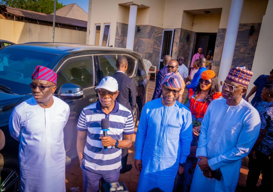Ex Edo Gov. Adams Oshiomhole Extols Gov. Okpebholo’s Performance, Hopeful For More In 2025