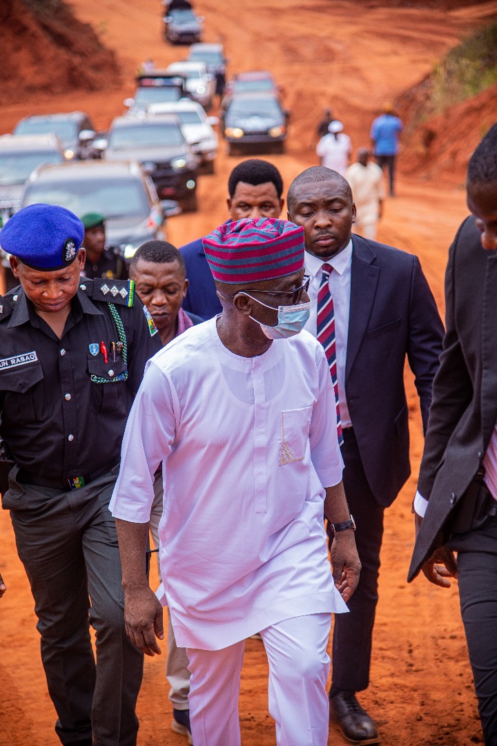 100 DAYS IN OFFICE: ONGOING MASSIVE ROAD CONSTRUCTIONS REACH ADVANCED STAGES OF COMPLETION ACROSS EDO STATE■ RESIDENTS HAIL OKPEBHOLO