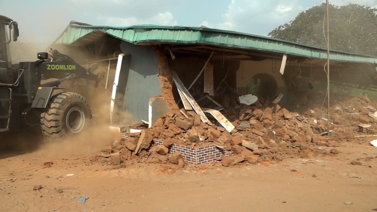 Edo State Government Go Hard on Kidnappers’ Informants, Continues Property Demolitions