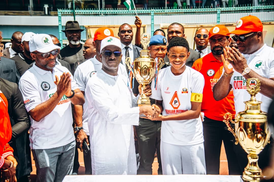 CHILDREN’S DAY: GOV OKPEBHOLO SPLASHES CASH GIFTS ON STUDENTS, CAUTION CHILDREN AGAINST SOCIAL VICES