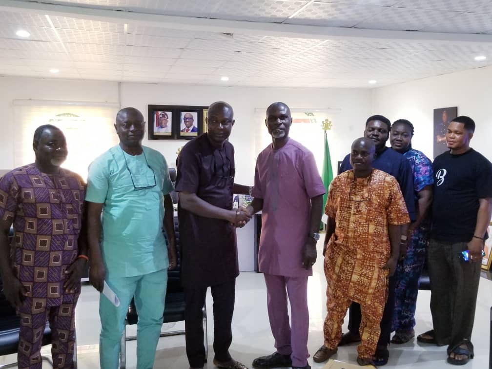 ITV/Radio Pays  Courtesy Visit to Egor LGA Chairman Ahead of End-of-year Awards