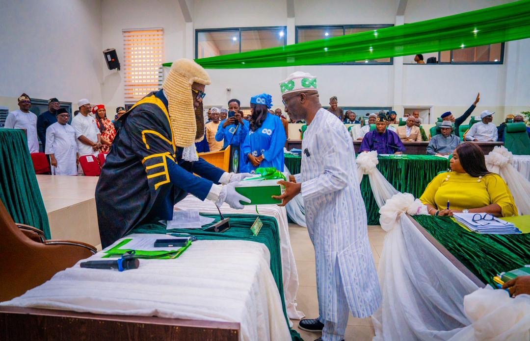 Okpebholo Presents ₦939.85bn 2026 Budget to Edo Assembly