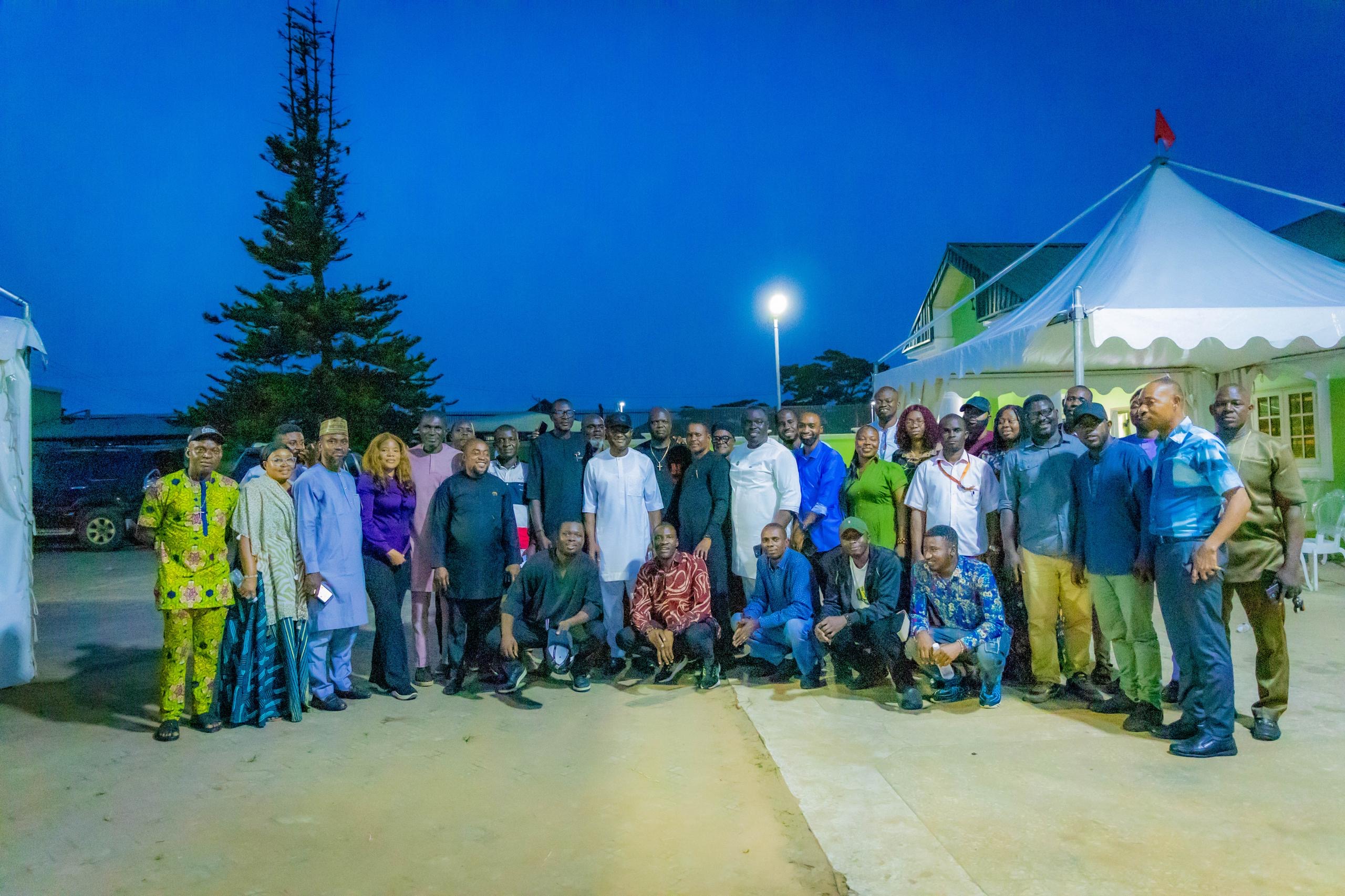 Edo Deputy Governor Idahosa Praises Gov’s Empathy, Hosts Press Corps After Mother’s Death