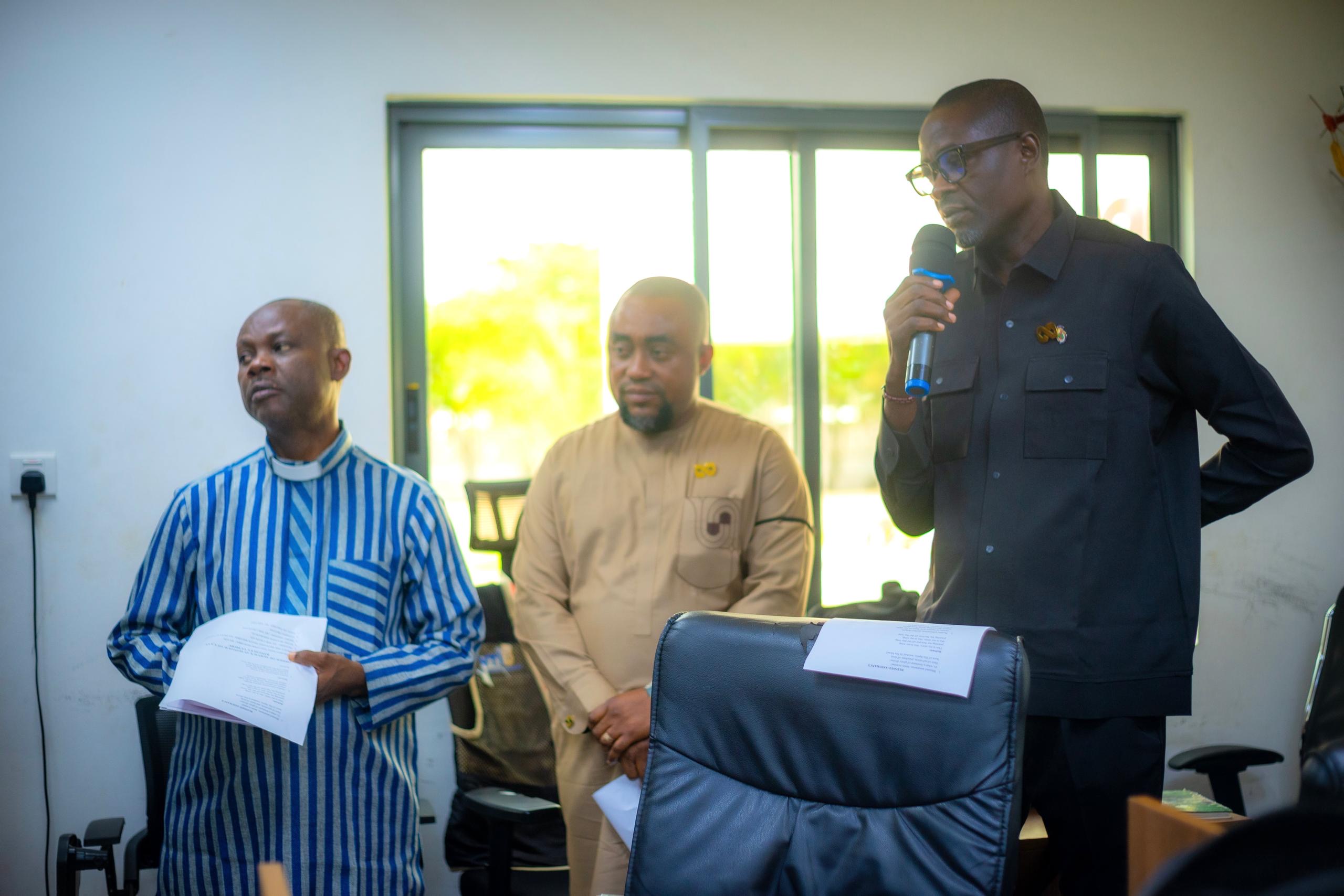 Gov Okpebholo’s Press Corps Honours Late Colleague, Kingsley Uchegbu, Amid Tears, Tributes