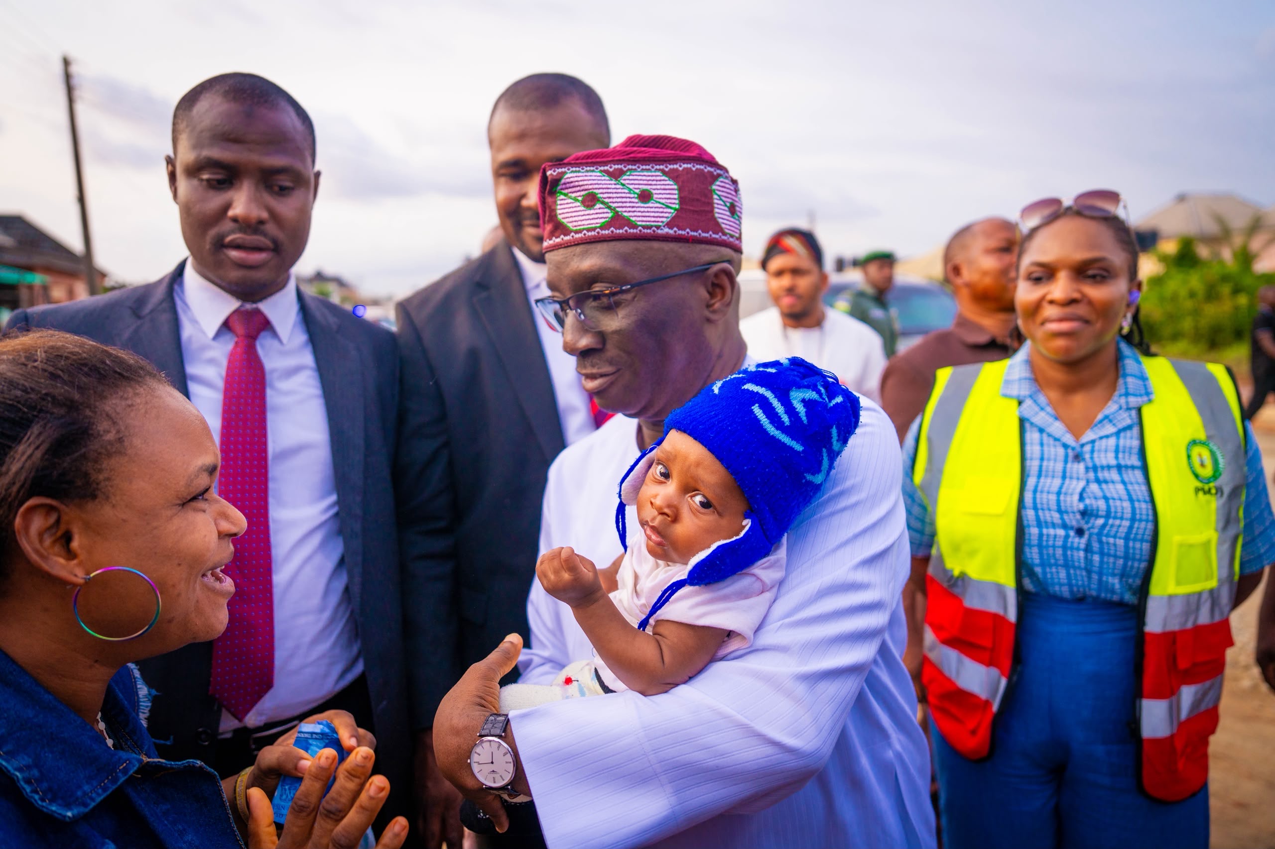 Okpebholo Celebrates Fathers’ Day, Urges Parents to Steer Children Away from Crime