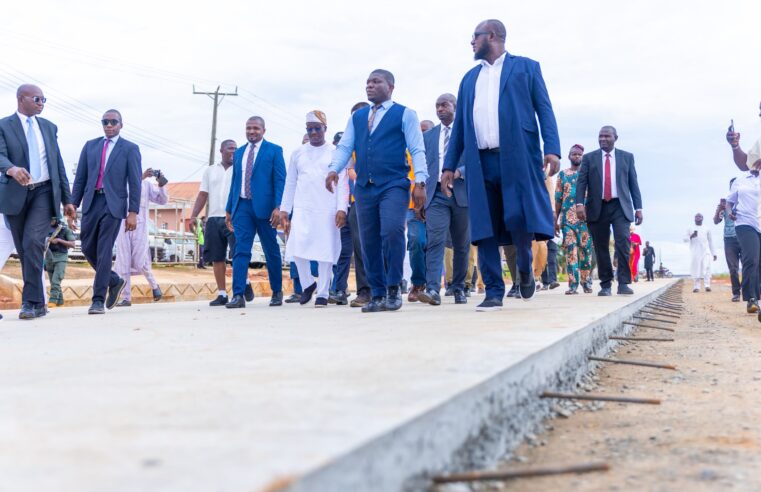 Gov Okpebholo Hails Quality of Benin-Sapele Road, Says Concrete Highway Will Last 80 Years