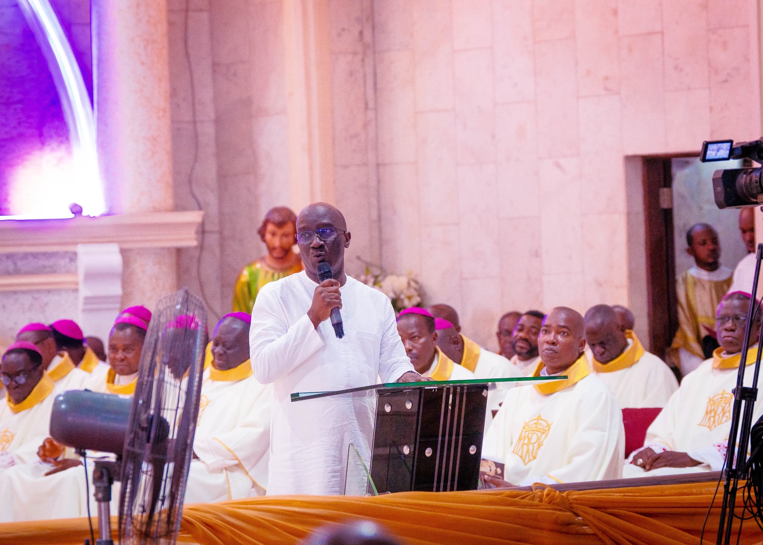 Okpebholo Mourns Archbishop Akubeze, Donates Two Buses to Archdiocese