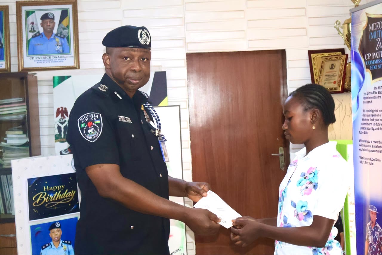 Edo Police Presents ₦39.87m Insurance Cheques to Beneficiaries