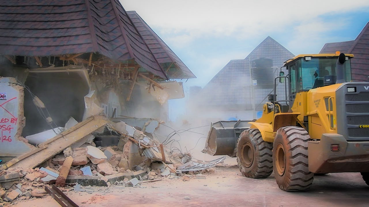 Edo Security Operatives Arrest Two Suspects, Demolish Properties in Uromi, Ewatto